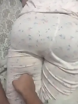 Snapshot of Saxy_Sona1 chatting on 03-18-26, 07:44 Saxy Sona1 online show from 03-18-26, 07:44