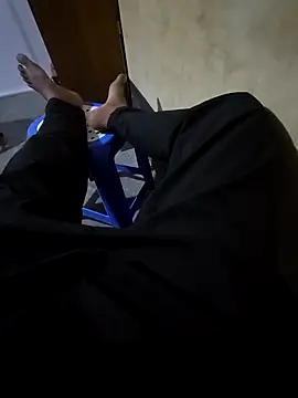 SHARIF12123 online show from 04-21-26, 08:31