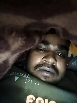 Snapshot of ahannaskar228 chatting on 01-17-26, 08:23 ahannaskar228 online show from 01-17-26, 08:23