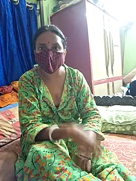 Mr-Mrs-couple online show from 12-14-25, 06:34