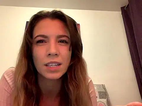 Snapshot of anaspice chatting on 12-15-25, 07:07 anaspice online show from 12-15-25, 07:07