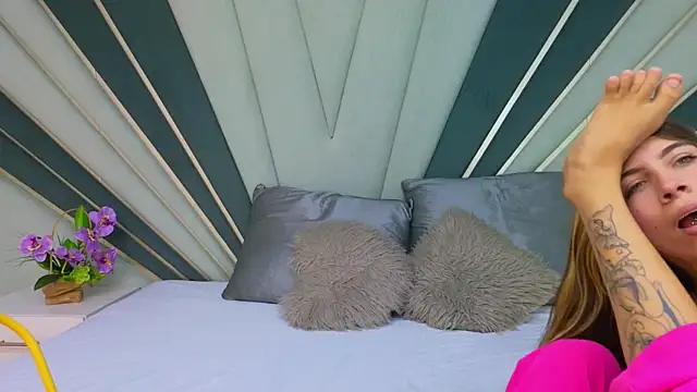 Snapshot of DulceeEsmeralda chatting on 03-04-26, 01:50 DulceeEsmeralda online show from 03-04-26, 01:50