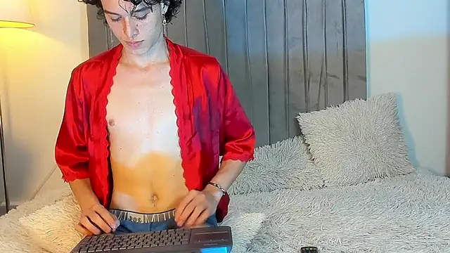 Im Perseo online show from 12-16-25, 08:14