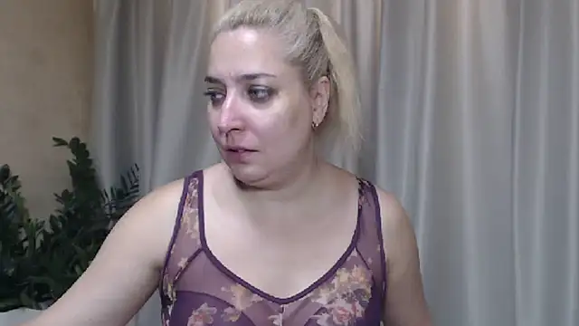 sweetpussy13 online show from 09-20-25, 05:52