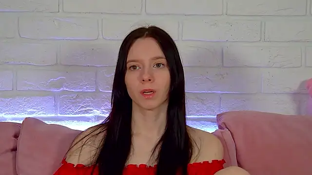 ArinaKubrick online show from 04-18-26, 04:11