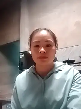 honey-kis online show from 12-15-25, 05:01