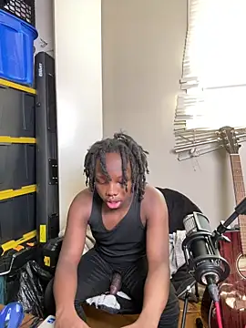 Snapshot of YourLittleBoyfriend chatting on 02-12-26, 08:48 YourLittleBoyfriend online show from 02-12-26, 08:48