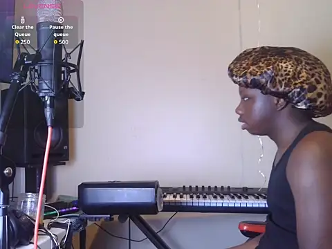 Snapshot of YourLittleBoyfriend chatting on 03-09-26, 09:19 YourLittleBoyfriend online show from 03-09-26, 09:19