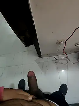 Snapshot of Rahul_Singh1987 chatting on 12-15-25, 03:00 Rahul Singh1987 online show from 12-15-25, 03:00