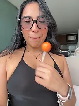 ValeriaTorress  online show from 04-21-26, 07:17