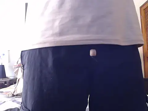 Snapshot of TommyLopez chatting on 02-04-26, 04:02 TommyLopez online show from 02-04-26, 04:02