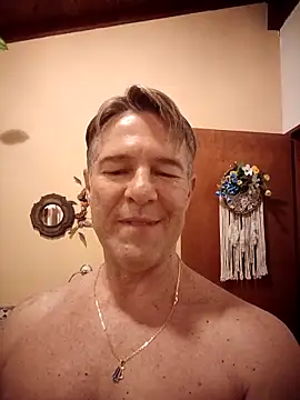 Snapshot of TommyLopez chatting on 02-14-26, 03:36 TommyLopez online show from 02-14-26, 03:36