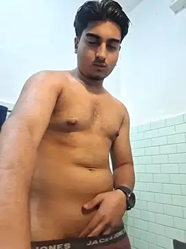 Snapshot of Anndrea8182 chatting on 03-12-26, 08:04 Anndrea8182 online show from 03-12-26, 08:04