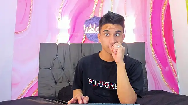 Hot Boys 69 online show from 01-14-26, 07:14