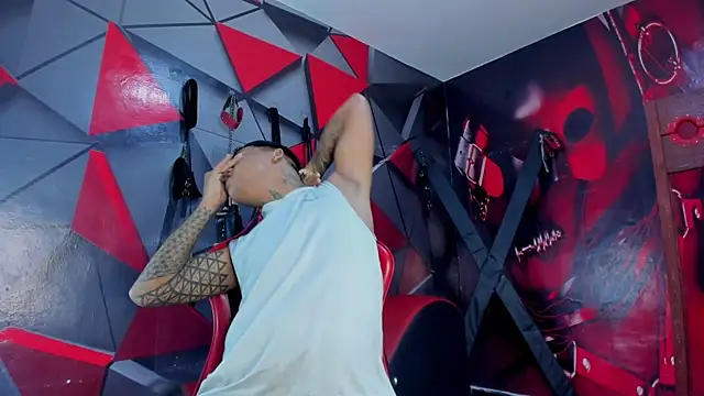 Hot Boys 69 online show from 02-05-26, 11:15