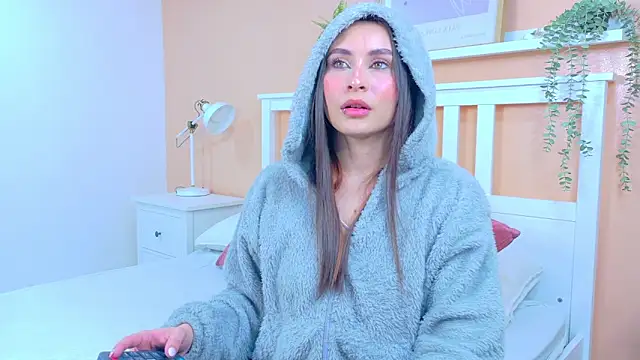 Miia Anderson online show from 04-19-26, 12:37