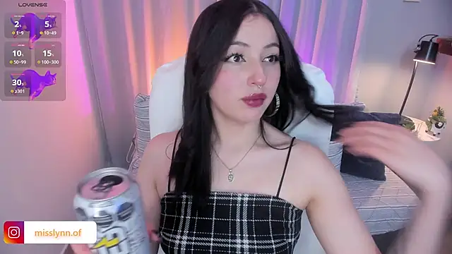 Missslynnn online show from 02-13-26, 05:25