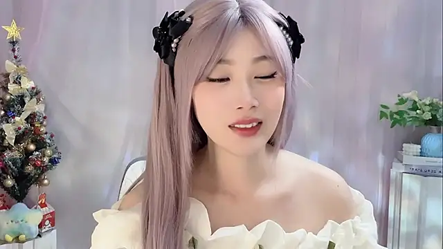 Pinkgirl520 online show from 12-17-25, 09:04