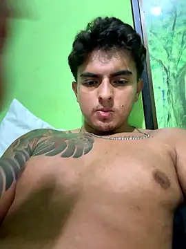 yeye2004 online show from 01-05-26, 07:06