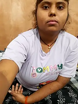 Snapshot of Chori-R-I-T-I-KA chatting on 12-22-25, 08:44 Chori-R-I-T-I-KA online show from 12-22-25, 08:44