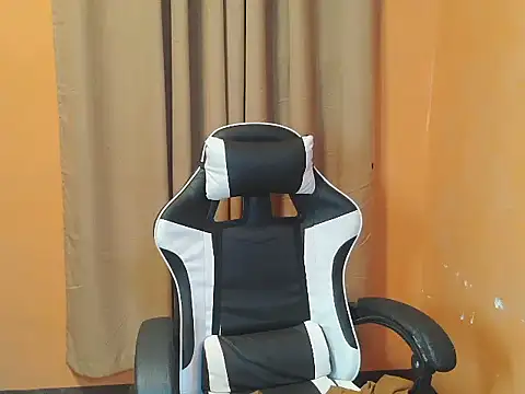 ur lovelyjessy online show from 03-22-26, 06:44