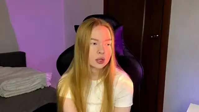 LumiSun online show from 12-19-25, 04:47