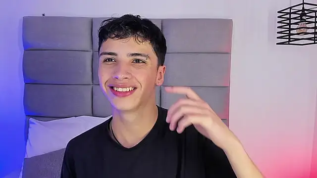 JoshClaarktt online show from 07-15-26, 04:18