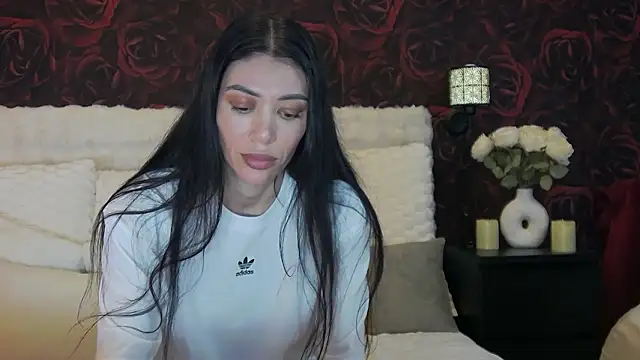 Leena C online show from 02-11-26, 10:48