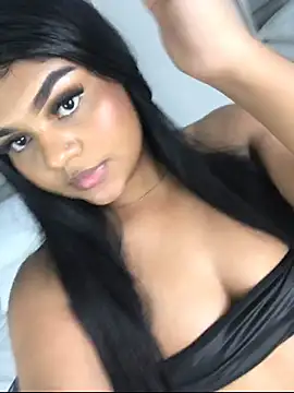 SalomeReed online show from 12-15-25, 04:55