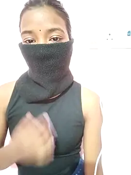 Shivani66 online show from 12-14-25, 03:39