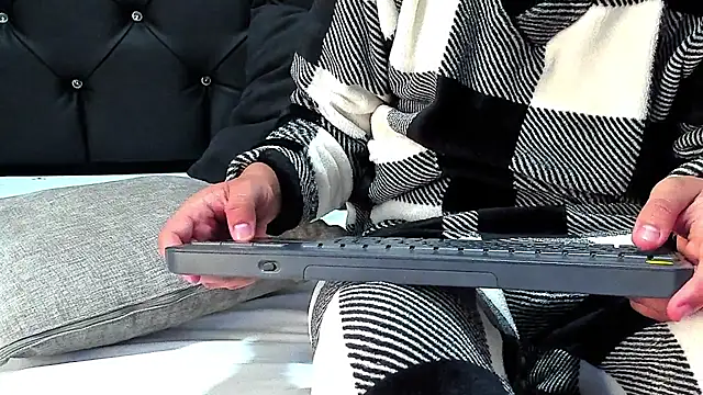 Snapshot of NathanBrookhs chatting on 12-21-25, 09:22 NathanBrookhs online show from 12-21-25, 09:22