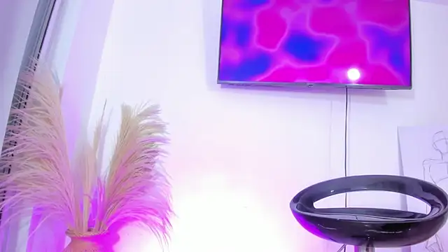 Camila saaenz online show from 03-29-26, 06:13