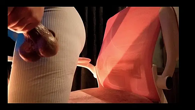 vickvalencia2 online show from 04-14-26, 03:23