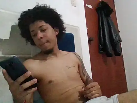 alejandro31727 online show from 12-15-25, 07:51