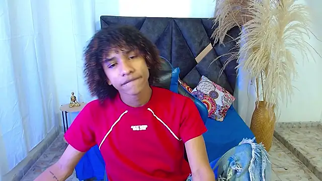 angelll18  online show from 04-17-26, 08:45