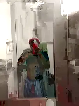 Snapshot of peakybadaxx234 chatting on 12-18-25, 01:00 peakybadaxx234 online show from 12-18-25, 01:00