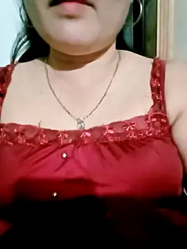 Snapshot of Dianna68 chatting on 12-20-25, 02:13 Dianna68 online show from 12-20-25, 02:13