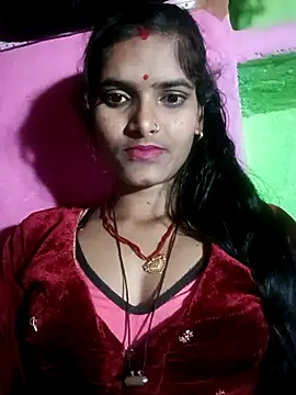 Snapshot of Punam_sekhavat chatting on 02-18-26, 04:47 Punam sekhavat online show from 02-18-26, 04:47