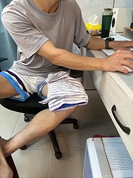 Snapshot of jason5858 chatting on 12-22-25, 03:03 jason5858 online show from 12-22-25, 03:03