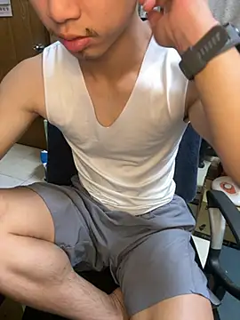 Snapshot of jason5858 chatting on 01-10-26, 05:42 jason5858 online show from 01-10-26, 05:42