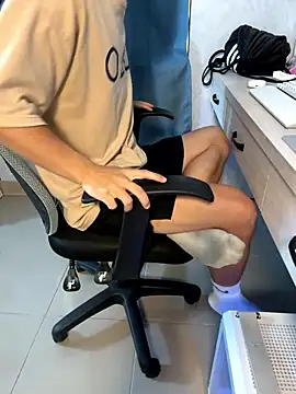 Snapshot of jason5858 chatting on 01-14-26, 05:24 jason5858 online show from 01-14-26, 05:24