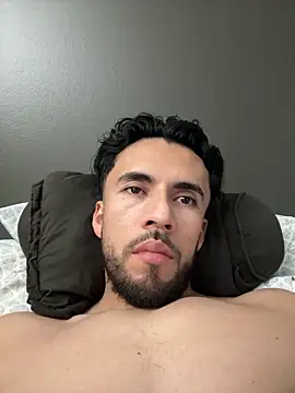 Snapshot of Jasonn127 chatting on 12-16-25, 07:08 Jasonn127 online show from 12-16-25, 07:08