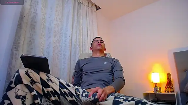 TOMBOYSEXX online show from 01-08-26, 11:34