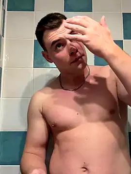 Snapshot of Ronnie_Power chatting on 12-15-25, 08:18 Ronnie Power online show from 12-15-25, 08:18