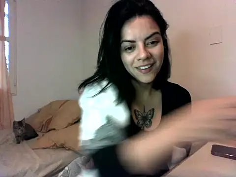 Snapshot of luluclark69 chatting on 05-16-26, 07:45 luluclark69 online show from 05-16-26, 07:45