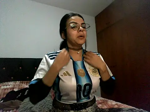 Snapshot of luluclark69 chatting on 06-28-26, 12:49 luluclark69 online show from 06-28-26, 12:49