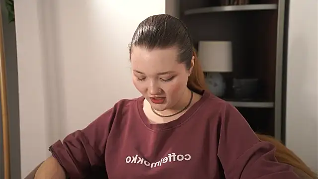 Snapshot of CarlitaWyler chatting on 12-18-25, 12:00 CarlitaWyler online show from 12-18-25, 12:00