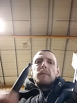 CrookedBunk3527 online show from 12-19-25, 07:04