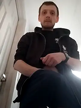 CrookedBunk3527 online show from 04-08-26, 06:19