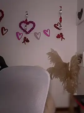 Snapshot of Zarahs_Blare1 chatting on 02-13-26, 04:08 Zarahs Blare1 online show from 02-13-26, 04:08